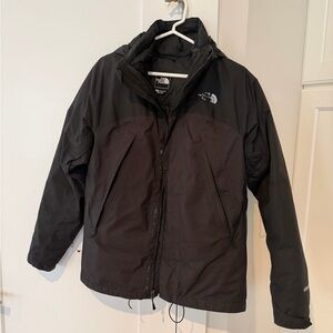 The North Face Men's GORE-TEX Mountain Jacket